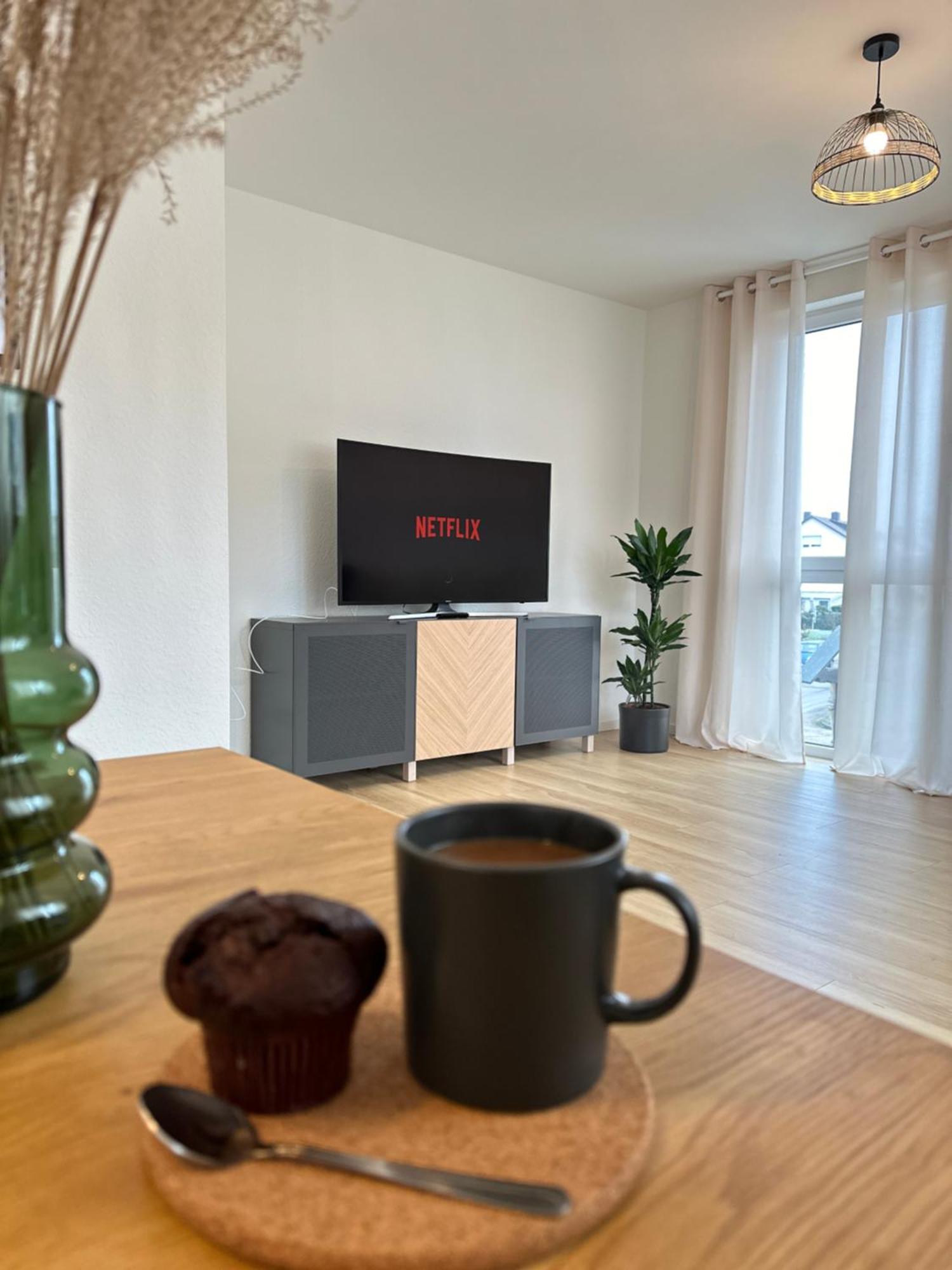 Amao-grey I 86qm I Modernes I 86qm I Balkon, Netflix I Parkplatz I Naehe Europa-park Apartment *